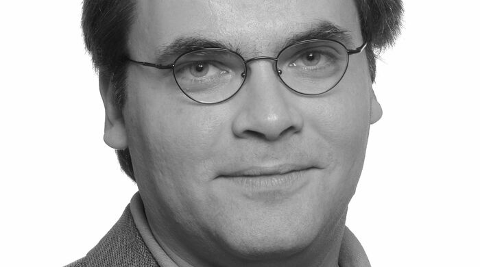 Prof.
Dr. Michael Wedel
Prof.
Dr. Michael Wedel
