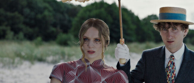 Filmstill aus "Blutsauger", Regie: Julian Radlmaier, © Grandfilm 